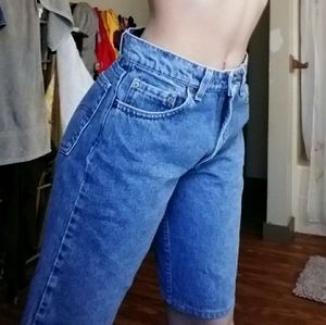 Vintage LEVIS high rise denim shorts